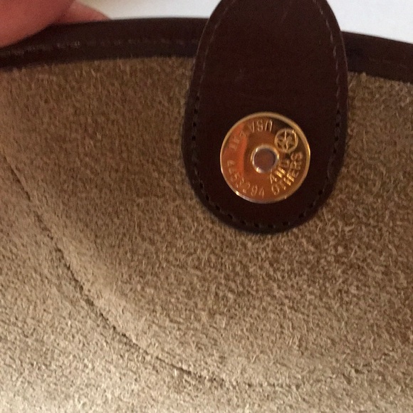 ❤️... Dooney & Bourke Pebble Leather Tan Vintage Crossbody Bag - Picture 3 of 4